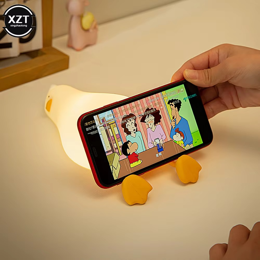 Rechargeable Silicone Duck Night Light for Kids’ Bedtime - Soft Lamp, Portable Decoration & Child Gift - Nursery/Playroom Ador